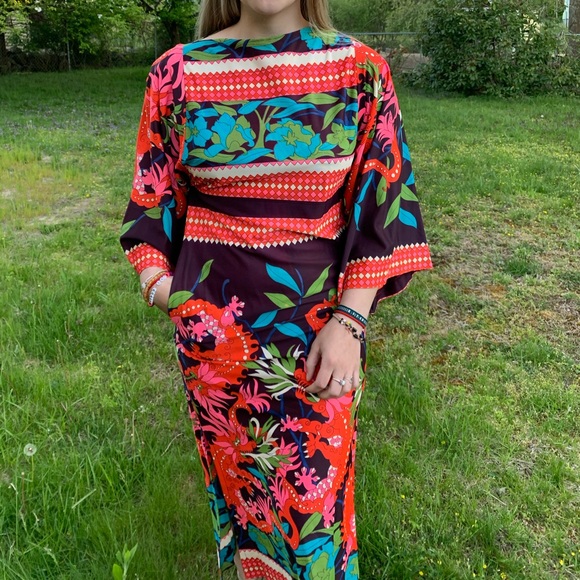 Vintage Dresses & Skirts - Vintage 1960s mod angel sleeve dress